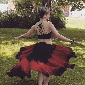 Black & Red Tribal Dip Dye 25 Yard Skirt